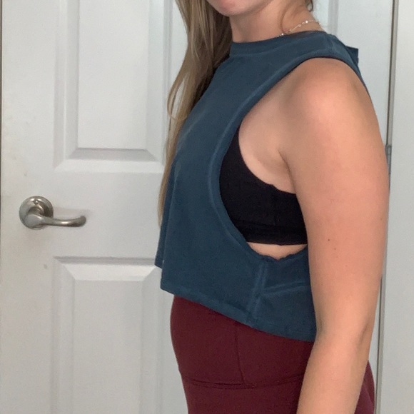 LULULEMON SCULPT TANK - Picture 4 of 5